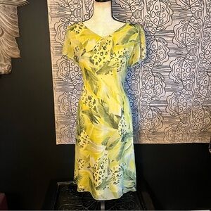 🍌 🍃 100% silk banana leaf print dress